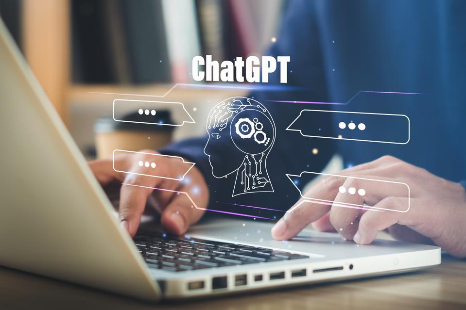 Sinh viên dùng chat gpt giúp gì cho sinh viên Đại nam cần biết, nên biết