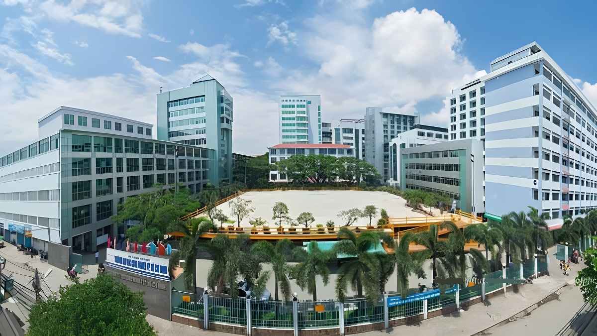 Hỗ trợ sinh viên iuh - hướng dẫn nhập học cho sinh viên k19