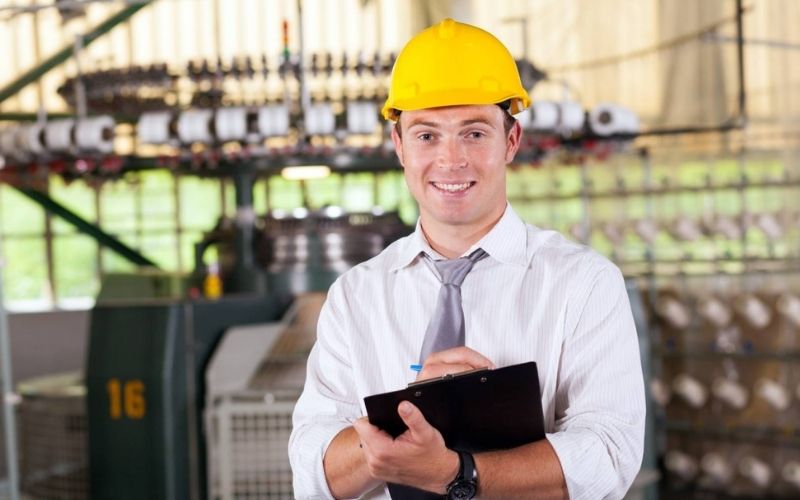 Nhân viên hỗ trợ sản xuất là gì, just a moment