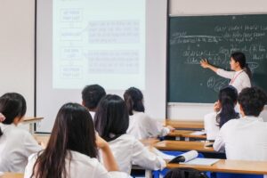 Học vượt là gì? sinh viên năm nhất có nên học vượt ? có nên học vượt ở đại học