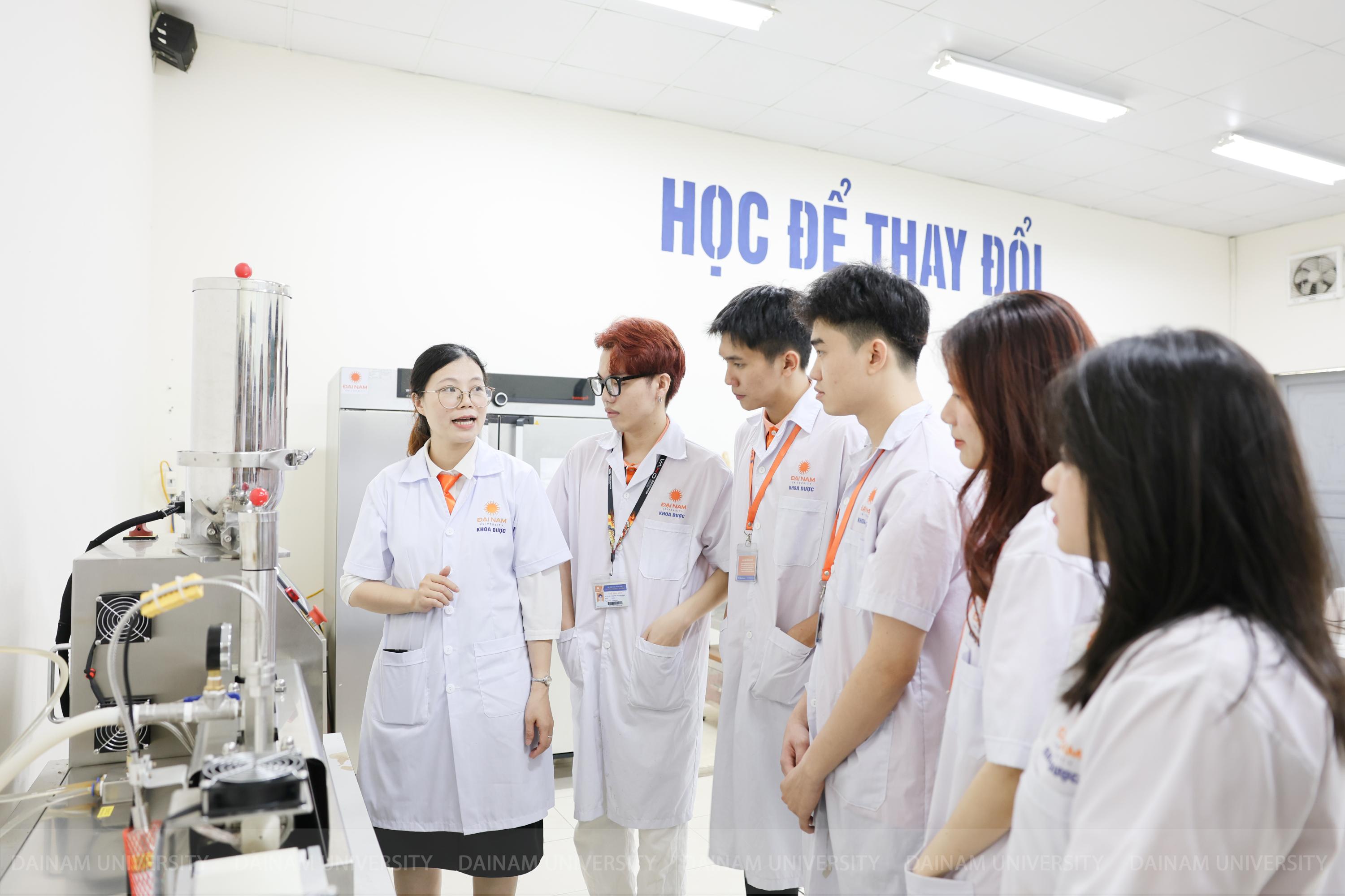 Lời khuyên dành cho sinh viên ngành dược học hiện nay, ngành dược học gì