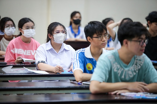 Sinh viên ngành kỹ thuật - sinh viên khối ngành kỹ thuật