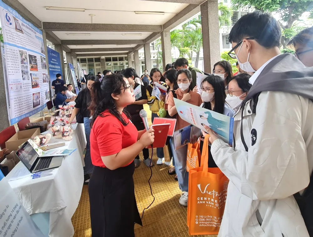 Sinh viên ngành y Đi thực tập có lương không ? sinh viên Đi thực tập có lương không