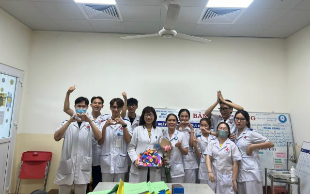 Sinh viên ngành y khoa ra trường làm gì? giải đáp thắc mắc: sinh viên y năm nhất học