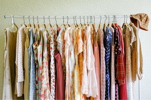 Sinh viên thích mua gì - 10 Ý tưởng kinh doanh gần trường học hái ra tiền