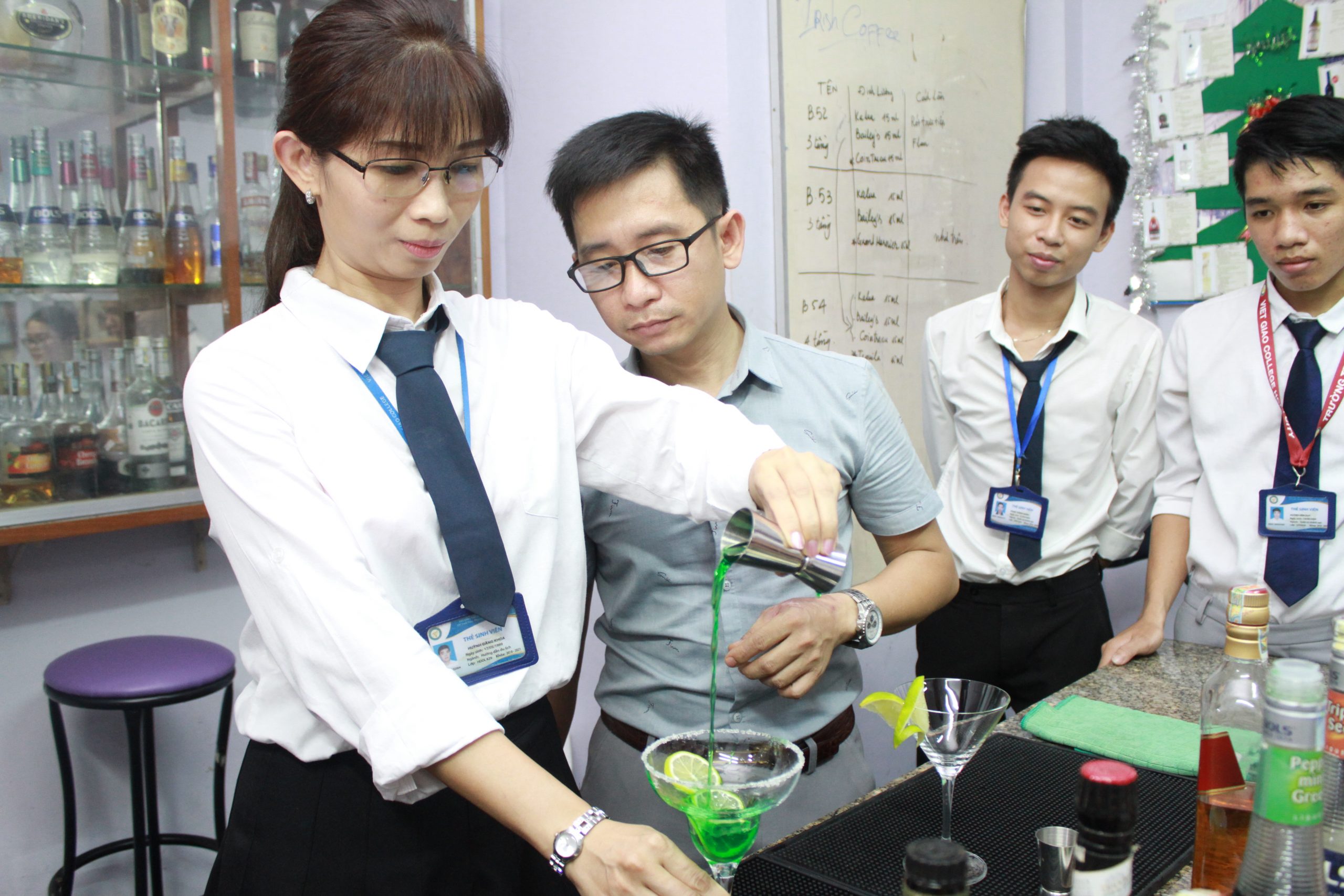 Thực trạng sinh viên chọn sai ngành hiện nay, nhiều hệ lụy từ việc chọn sai ngành học