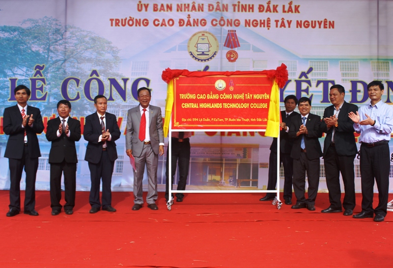 Website của trường đào tạo nghề thanh niên dân tộc đắk lắk, trường cao đẳng đắk lắk